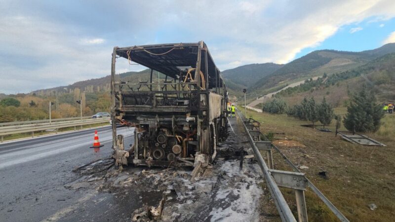 Bursa’da öğrencileri taşıyan otobüs yandı