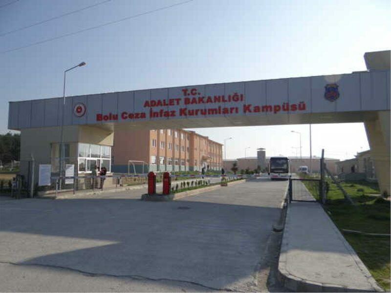 Açık görüşte dehşet! 4 yaşındaki kızını öldüresiye dövdü Açık görüşte dehşet! 4 yaşındaki kızını öldüresiye dövdü