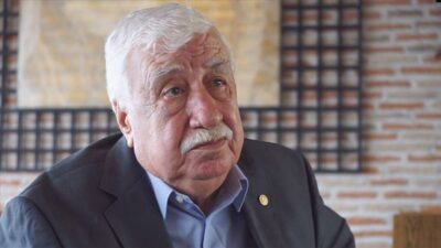 Usta oyuncu Ahmet Gülhan hayatını kaybetti