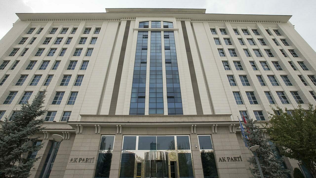 AK Parti’de flaş atamalar