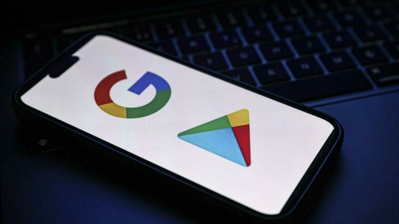 Android'in uygulama mağazası Google Play'e kıyasla mağaza dışından telefona direkt