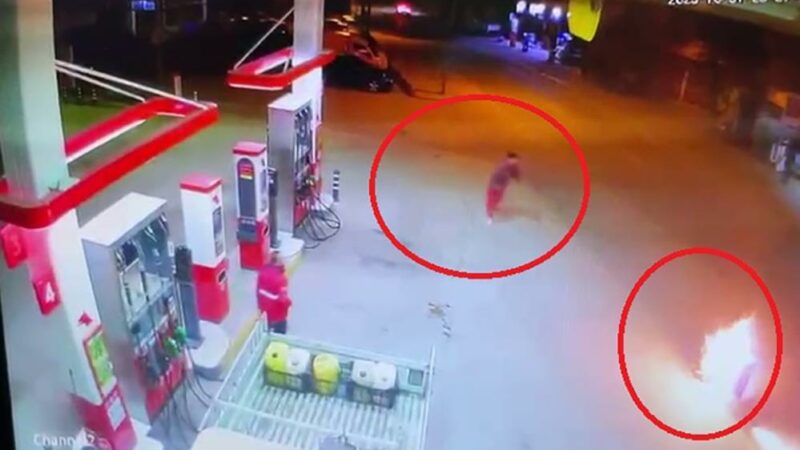 Bursa’da facia son anda önlendi! Akaryakıt istasyonu patlayabilirdi Bursa'nın İznik ilçesinde 15 yaşındaki ehliyetsiz sürücünün kullandığı motosiklet, başka
