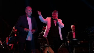 Bursa Çeksanat GKM’de zamansız şarkılar gecesi