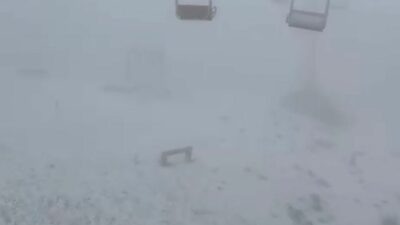 Uludağ’da kar yağışı başladı