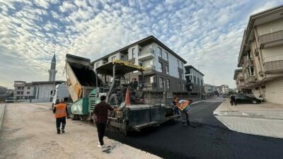 Bursa İnegöl’de 3 bölgede asfalt hamlesi