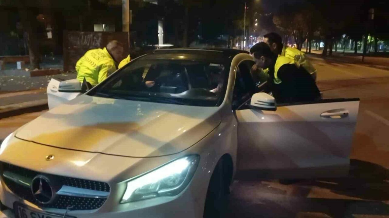 Bursa’da 63 bin 911 TL cezadan kaçamadı Bursa’da 63 bin 911 TL cezadan kaçamadı