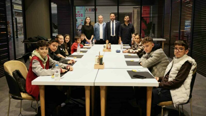 Bursa’da başarı öğrenciler ödüllendirildi