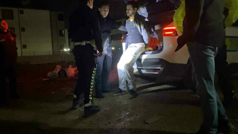 Bursa’da dur ihtarına uymayan sürücü bakın nerede yakalandı? Bursa’nın İnegöl ilçesinde polisin dur ihtarına uymayıp kaçan sürücü inşaat