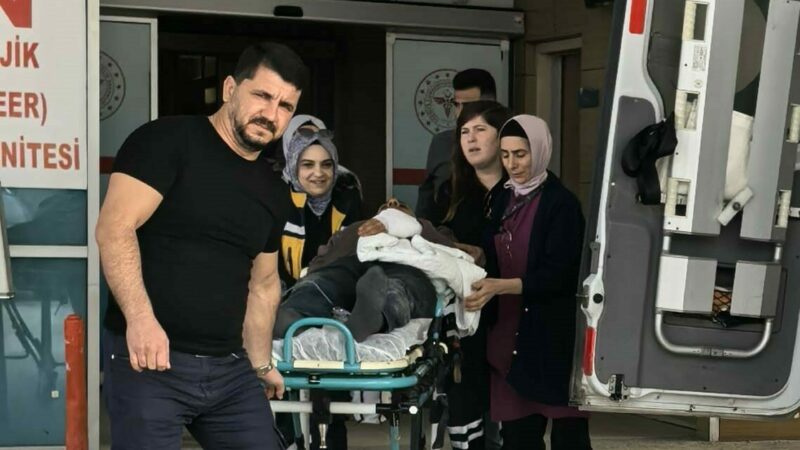 Bursa’da feci iş kazası Bursa’nın İnegöl ilçesinde faaliyet gösteren bir mobilya imalathanesinde elini makineye