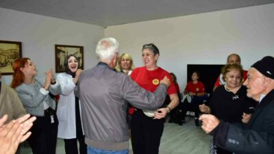 Bursa’da huzurevi sakinlerine moral konseri