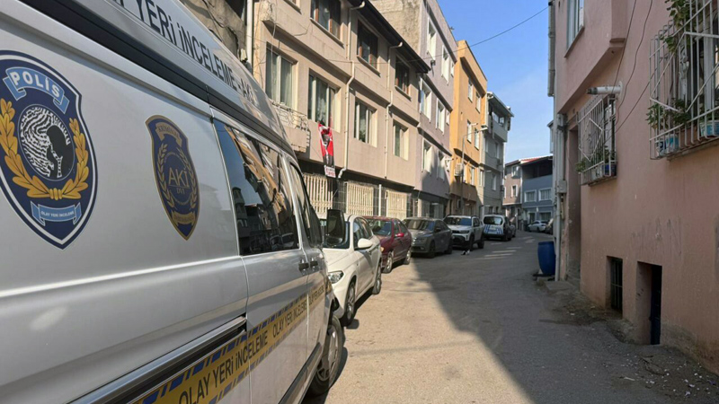 Bursa’da kadın cinayeti: 75 bıçak darbesiyle katledildi Bursa’da kadın cinayeti: 75 bıçak darbesiyle katledildi