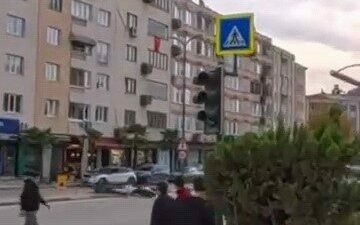 Bursa’da kaza anı kamerada