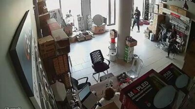 Bursa’daki deprem paniği kamerada