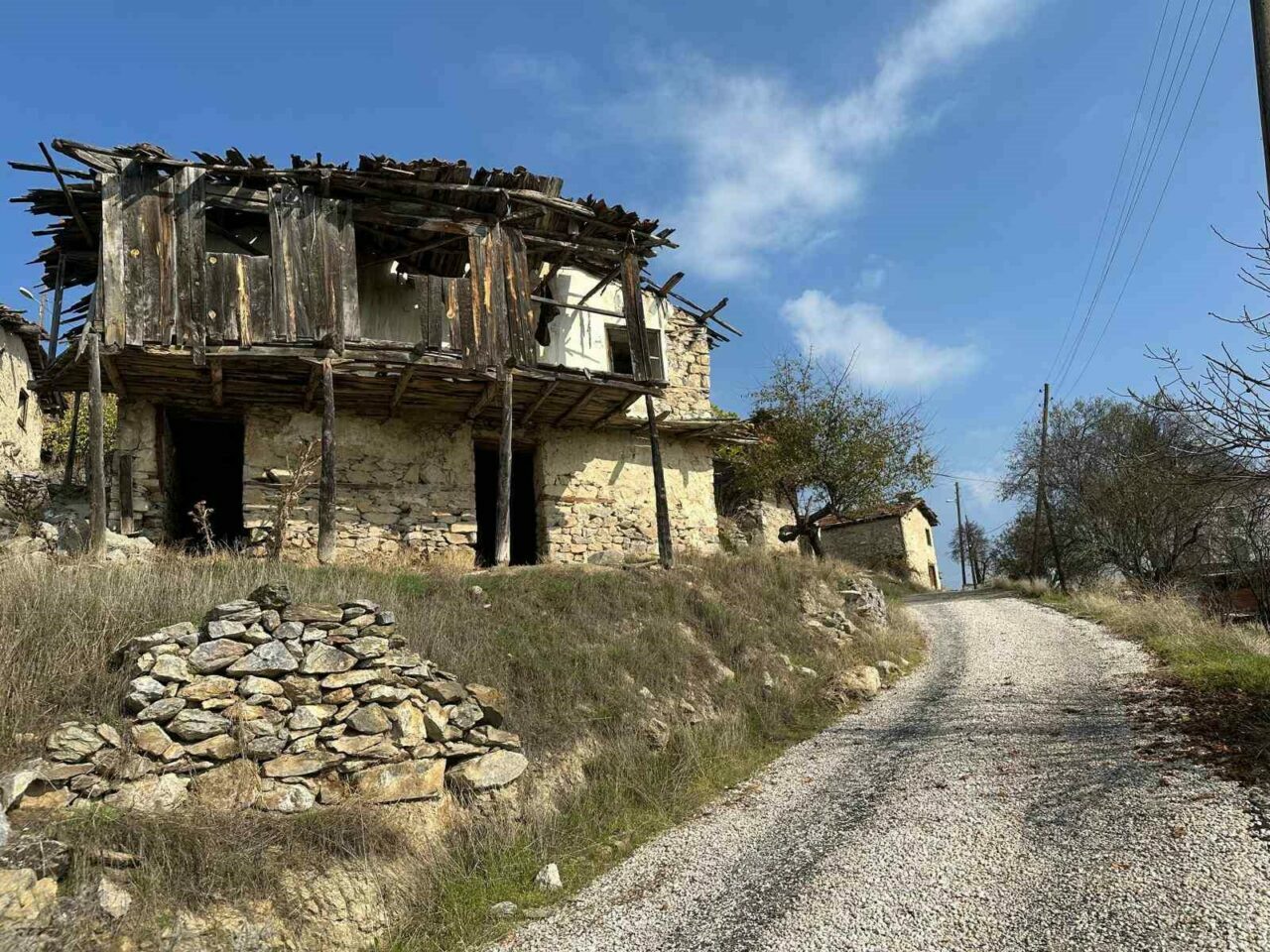 Bursa’nın hayalet köyü! Sadece 4 kişi yaşıyor Bursa’nın hayalet köyü! Sadece 4 kişi yaşıyor