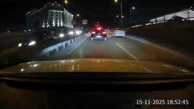 Bursa’nın merkezindeki zincirleme kaza kamerada