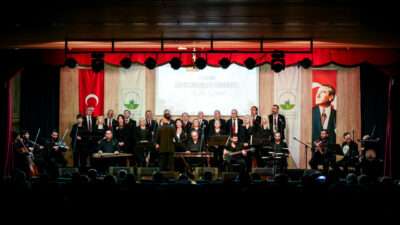 Bursa’nın muhtarlarından oluşan koro!