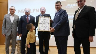 Özer Matlı Mudanya Üniversitesi’nde gençlerle buluştu: ‘Değerlerinize sahip çıkın’