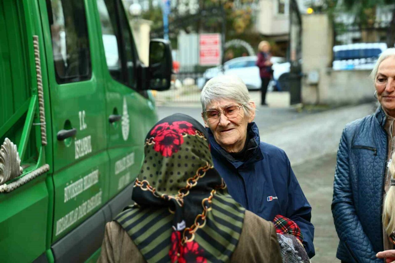 Canan Karatay’ın acı günü! 47 yıllık hayat arkadaşına veda etti Canan Karatay’ın acı günü! 47 yıllık hayat arkadaşına veda etti