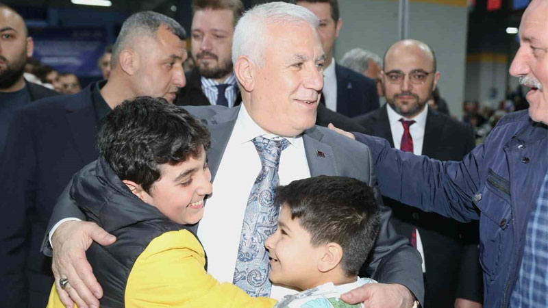 Bursa’da Başkan Bozbey’den çocuklara özel mesaj! Bursa’da Başkan Bozbey’den çocuklara özel mesaj!