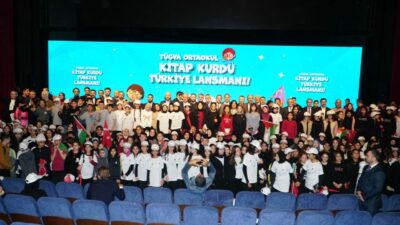 TÜGVA’dan Bursa’da ‘Kitap Kurdu’ yarışması tanıtımı! Bilal Erdoğan; ‘Kitap okuyan hayatta başarılı olur’