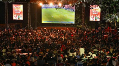 Bursa’da milli maç heyecanı! Dev ekran noktaları açıklandı