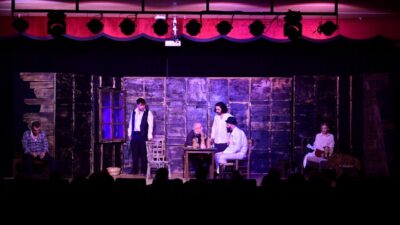 Bursa Osmangazi’de tiyatro keyfi