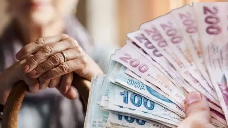 Emekliler için seyyanen zam talebi