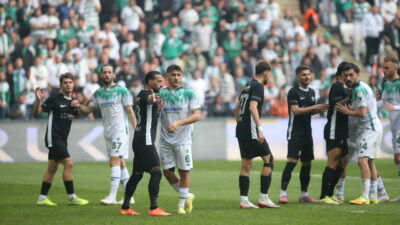 Bursaspor transferde düğmeye bastı; İki oyuncuyla sıcak temas