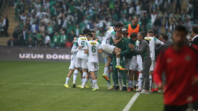 Bursaspor’da zafer konuşması; ‘Harika bir duygu yaşattınız’