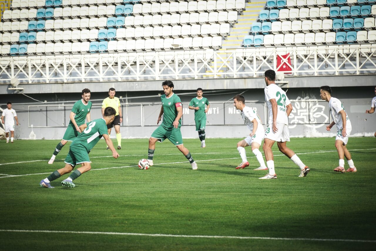 Bursaspor’dan bol gollü prova!