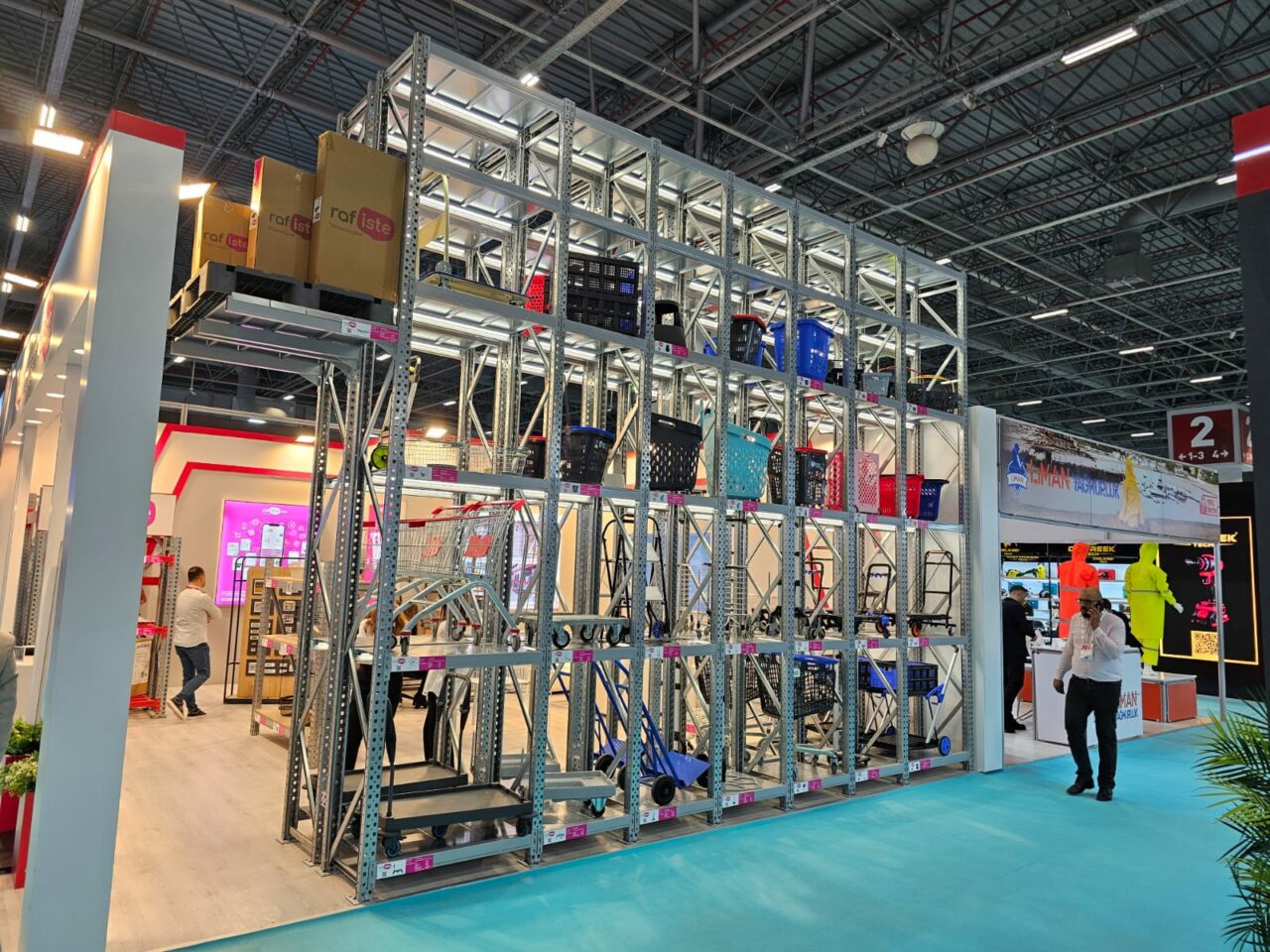 Gökçelik’in dijitaldeki markası Rafiste.com İstanbul Hırdavat Fuarı’nda büyük beğeni topladı