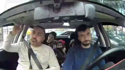 Görüntüler ortaya çıktı! Böcek ailesi hastaneye böyle gitmiş