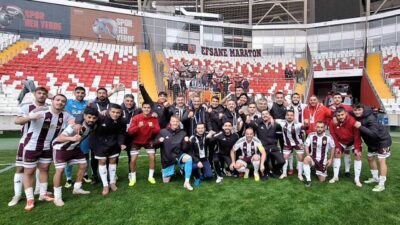 2. Lig’deki Bursa ekibi gözünü zirveye dikti