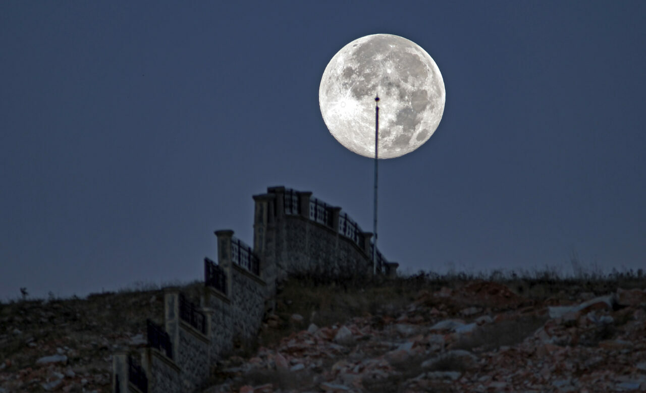 İşte Kunduz Dolunayı’nın dünyaya en çok yaklaştığı an
