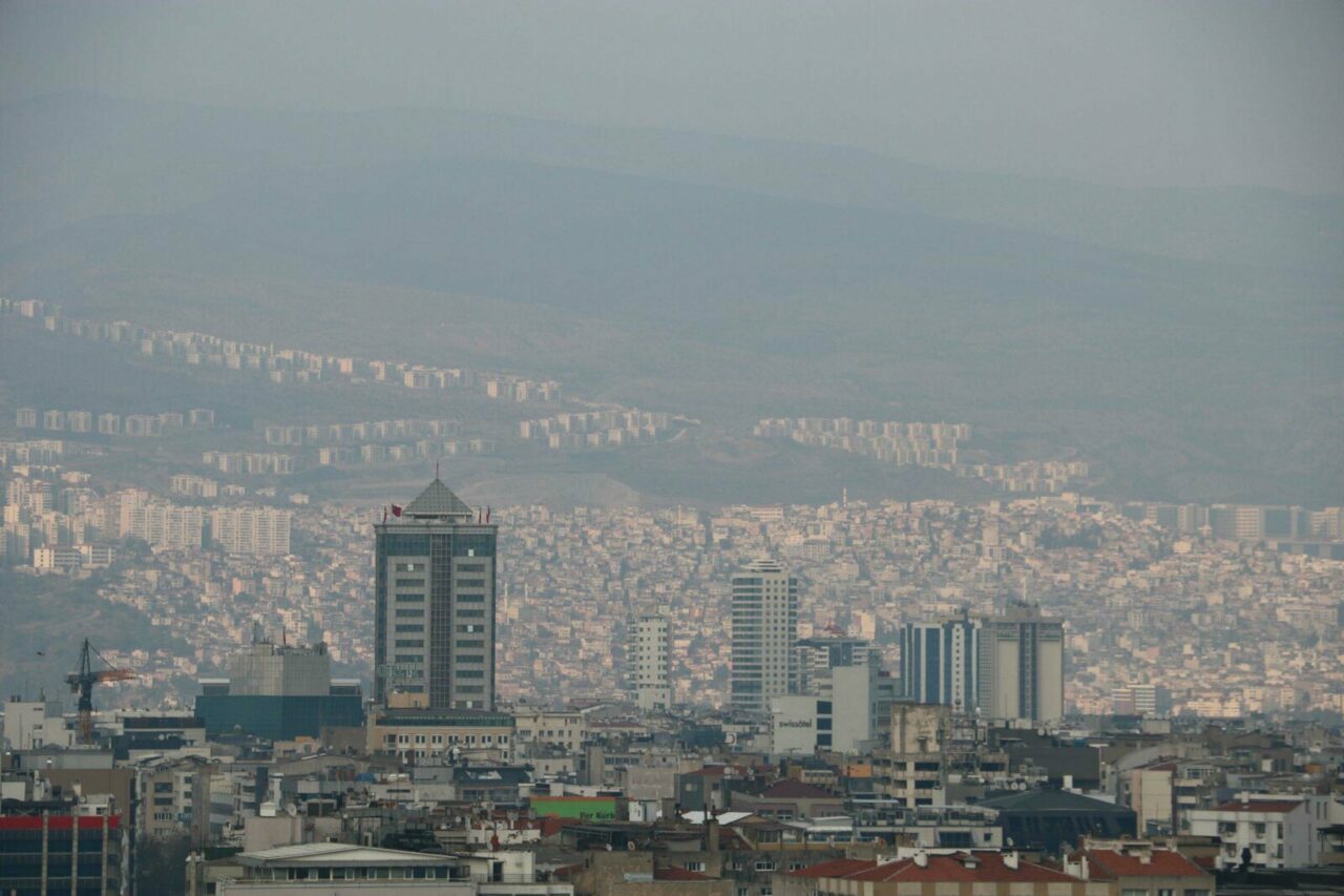 İzmir’de hava kirliliği alarmı