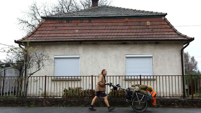 Yolculuğa 1998’de başladı: Bir sabah evden çıktı 27 yıldır dönemiyor