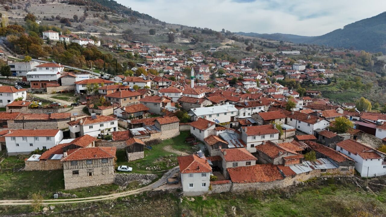 Bursa’nın bu köyünde birlik sofraları kuruldu