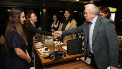 Nilüfer Belediyesi’nden öğretmenlere vefa