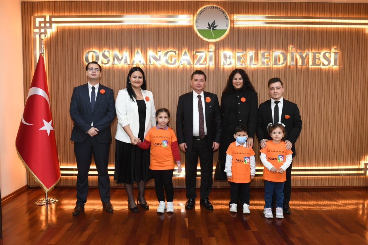 LÖSEV Bursa’dan Başkan Erkan Aydın’a Ziyaret LÖSEV Bursa’dan Başkan Erkan Aydın’a Ziyaret