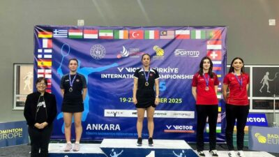 Osmangazili badmintoncu adını zirveye yazdırdı Osmangazili badmintoncu adını zirveye yazdırdı