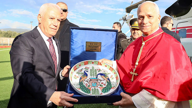 Başkan Bozbey Papa’yla bir arada: “Bursa, Dünya mirası bir şehirdir”
