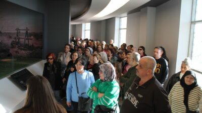 Bursalı emekliler Ankara’da tarihte yolculuk yaptı