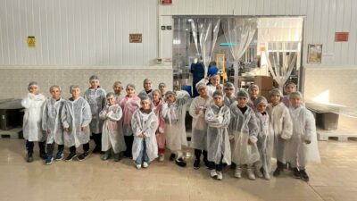 Bursalı öğrenciler kestane şekeri üretimini yerinde gözlemledi