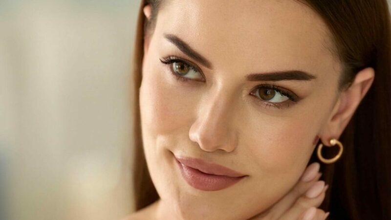 Fahriye Evcen peş peşe paylaştı! Takipçileri kayıtsız kalmadı…