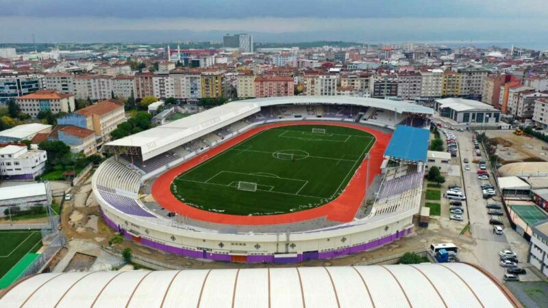 Bursaspor’un pazar günü deplasmanda karşılaşacağı Gebzespor, misafir tribünü dışında Bursasporlu