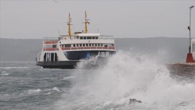 Güney Marmara’da bazı feribot seferleri iptal edildi