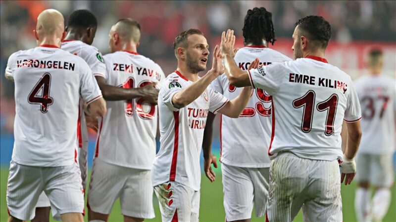 Samsunspor, UEFA Konferans Ligi'nin üçüncü haftasında sahasında Hamrun Spartans'ı 3-0