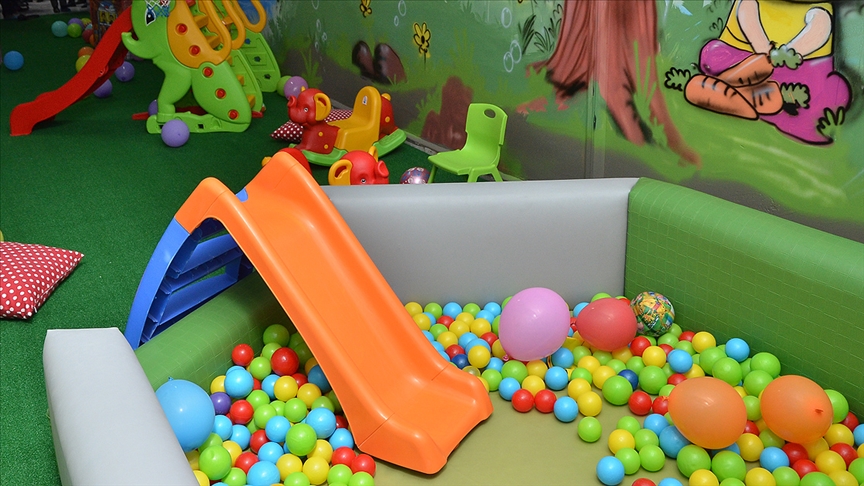 Kreşte 5 yaşındaki çocuğa öğretmen şiddeti