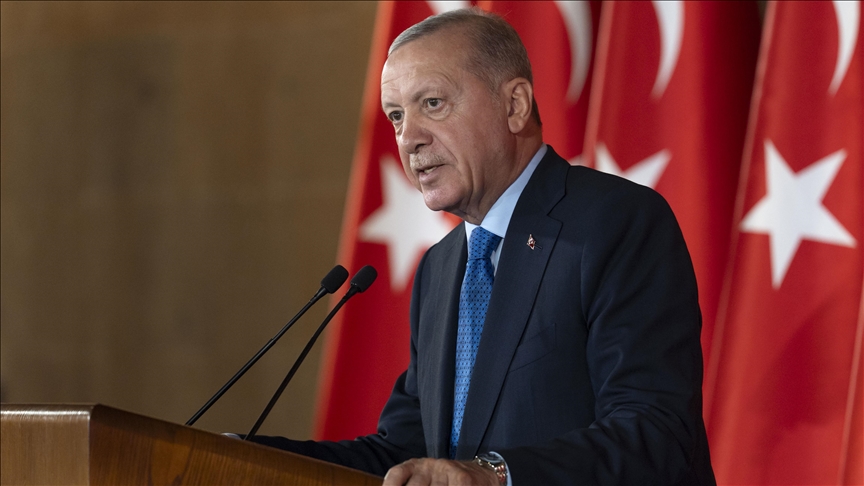 Cumhurbaşkanı Erdoğan: ‘Atatürk’e yönelik hakaretamiz ifadelere karşıyız’