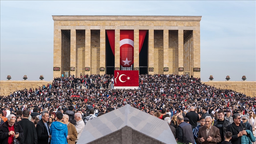 10 Kasım’da Anıtkabir’e 1 milyon 219 bin 148 ziyaretçi